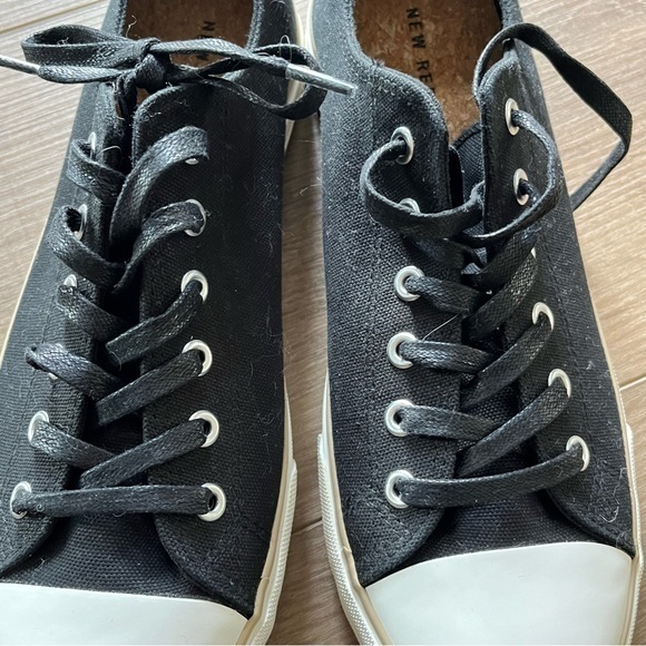 Republic Mens NR01040001 Black Low Top Night Cap Canvas Size 9.5 Sneakers - Picture 10 of 12